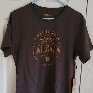 Fjallraven Born to Roam TShirt NWT